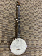 Load image into Gallery viewer, Goldtone OT-800LN Longneck banjo &quot;used&quot; 2009
