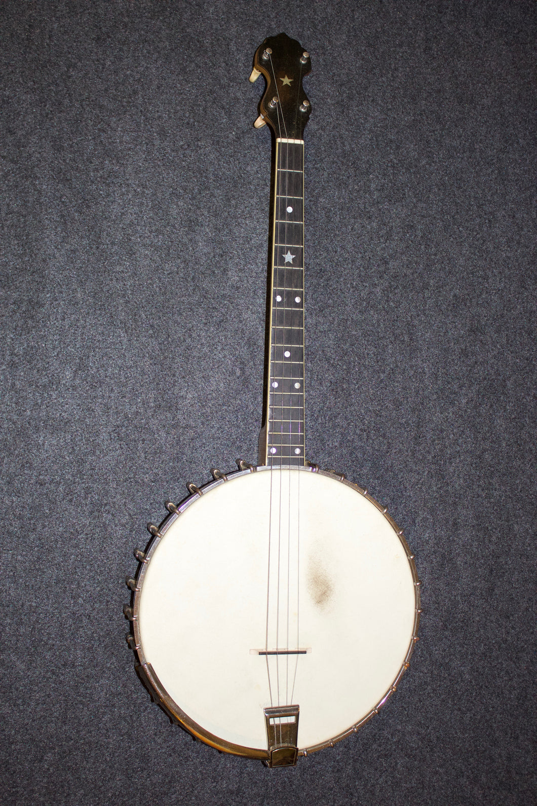 Vega Style R Whyte Laydie Tenor Banjo (1926)