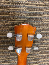 Load image into Gallery viewer, Mainland Concert Gloss Ukulele &quot;Used&quot;
