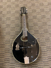 Load image into Gallery viewer, Oscar schmidt OM-12B Mandolin &quot;Used&quot;
