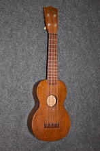 Load image into Gallery viewer, Martin Style 0 Soprano Ukelele 1936
