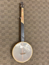 Load image into Gallery viewer, Hand-Built J.P Harris big bottom banjo  (2008 fretless)
