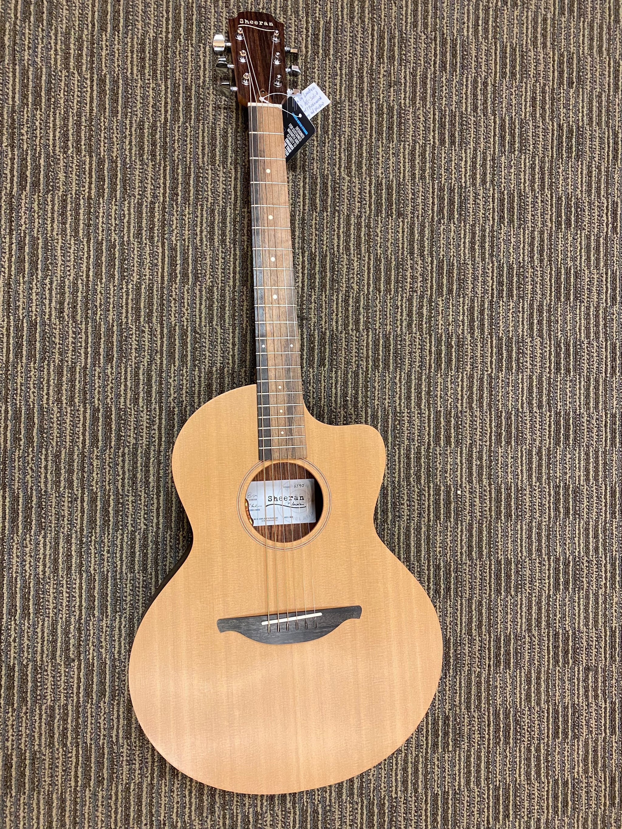 Sheeran By Lowden S-03 (Cedar and Rosewood) – Jakes Main Street Music