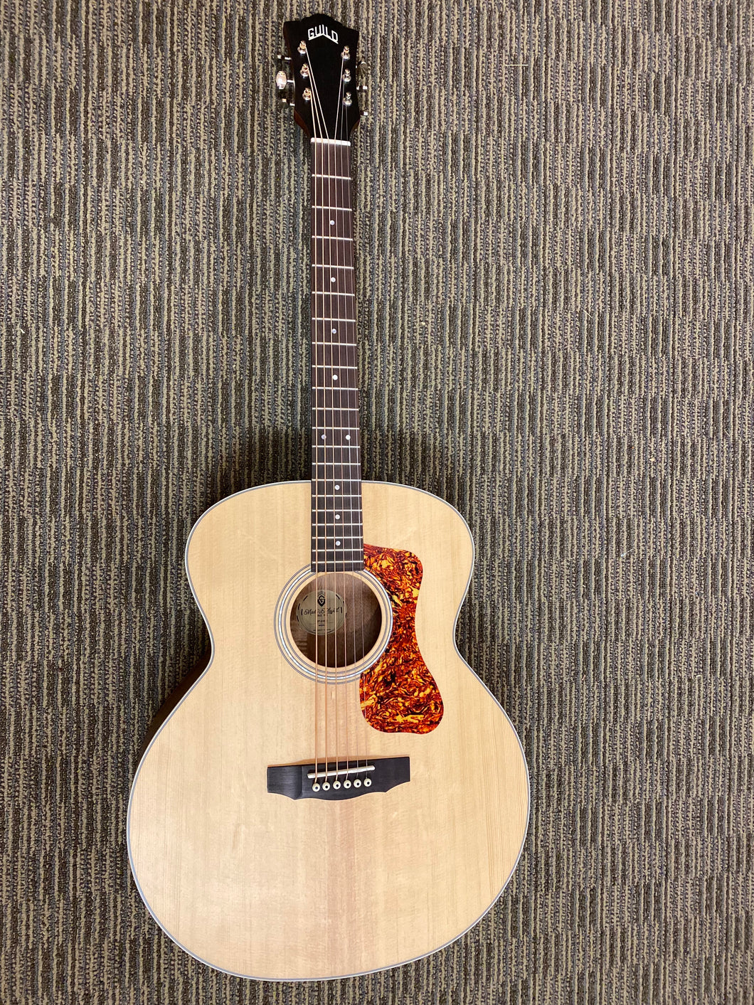 Guild BT-240E Baritone 6 string guitar