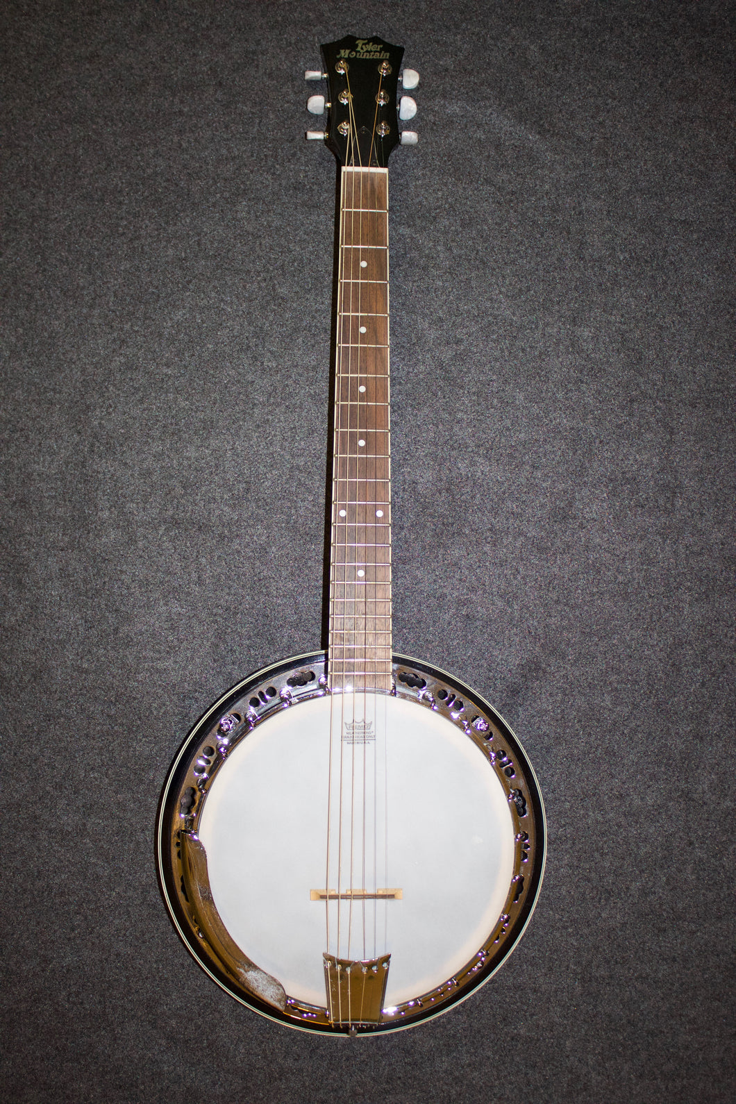 Tyler Mountain Banjo-Guitar c. 2010