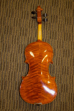 Load image into Gallery viewer, Sherl &amp; Roth 4/4 Size Violin Model R30e4 (2004)
