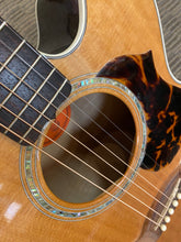 Load image into Gallery viewer, Gibson J-180EC 1999
