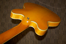 Load image into Gallery viewer, Michael Dolsey Designs &quot;335&quot; style Electric Guitar c. 2010

