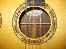 Load image into Gallery viewer, John H Kinnaird Handbuilt Guitar No. 56 2006 - Jakes Main Street Music
